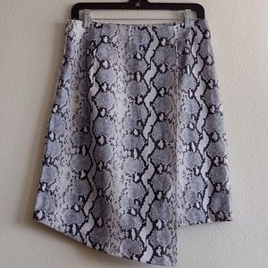 Snakeskin Animal Print Asymetrical Skirt Size Medium Mob Wife
